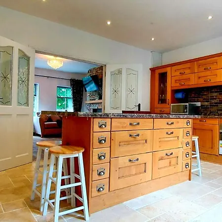 Wild Atlantic Way - Haven - Sleeps 10