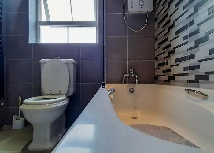 Wild Atlantic Way - Haven - Sleeps 10 度假居 *