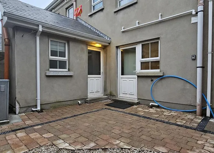 Wild Atlantic Way - Haven - Sleeps 10 * 巴利香农