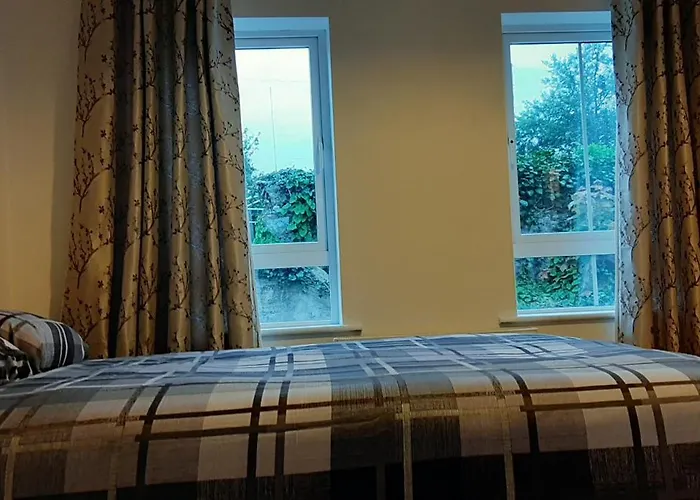 Wild Atlantic Way - Haven - Sleeps 10 밸리셰넌